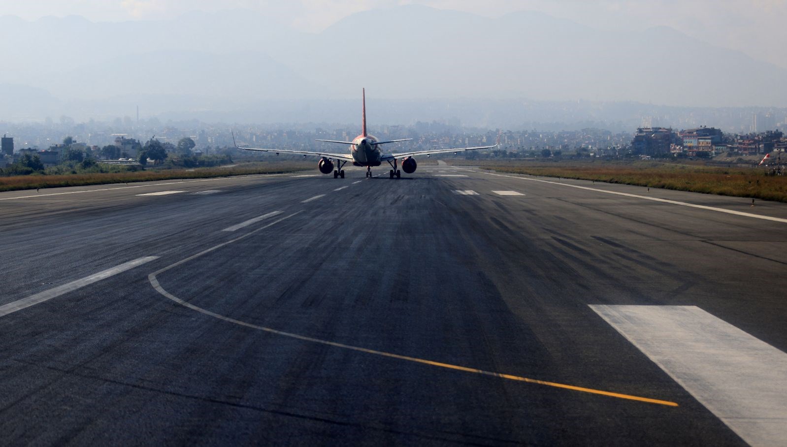 Nepal’de içinde 19 kişi bulunan uçak kalkış sırasında düştü: 18 cansız bedene ulaşıldı