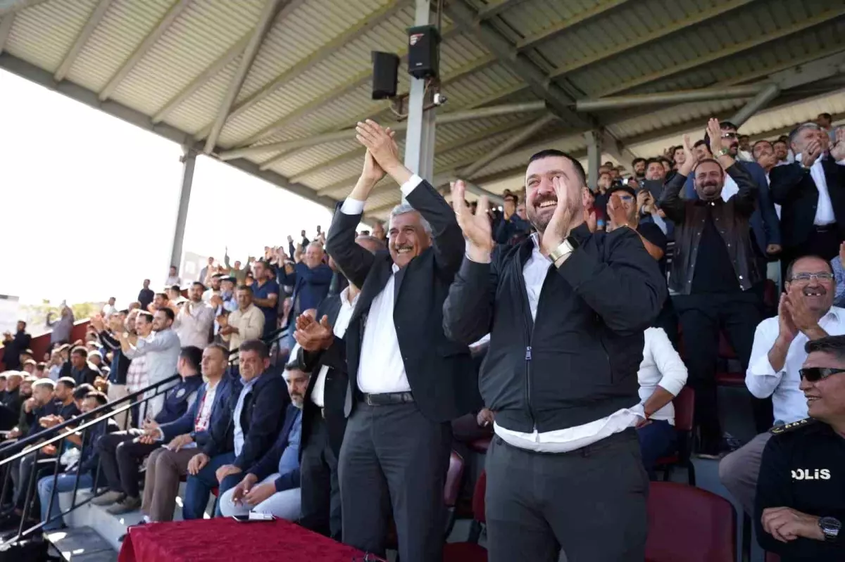 baskan hallactan kahta spor02ye destek cagrisi muAQ7HRC.jpg