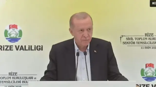 cumhurbaskani erdogan rizede stklarla bulustu artik dunyada sozu gecen turkiye var RSC3MUHD