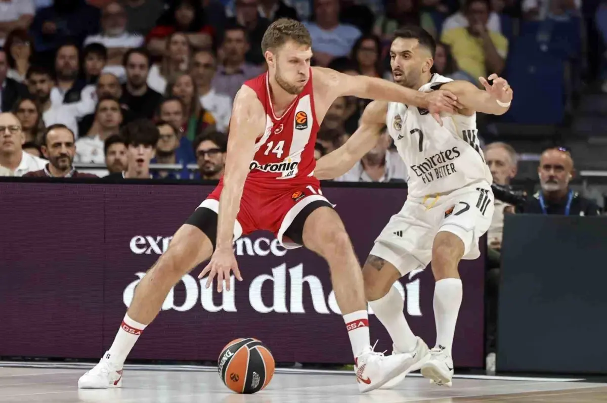 euroleague 3 haftanin mvpsi sasha vezenkov UnLkaDSq