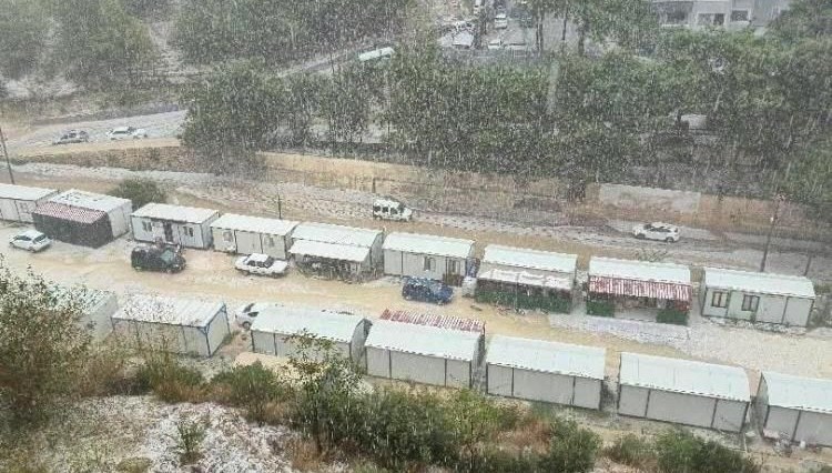 hatayda dolu yagisi JasvIM4X.jpg