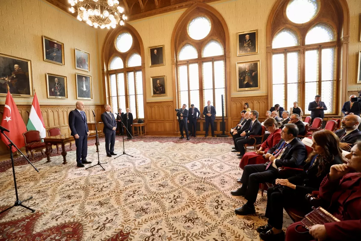 kurtulmus turkiye ab iliskileri icin stratejik ziyaret FVKUOiG2