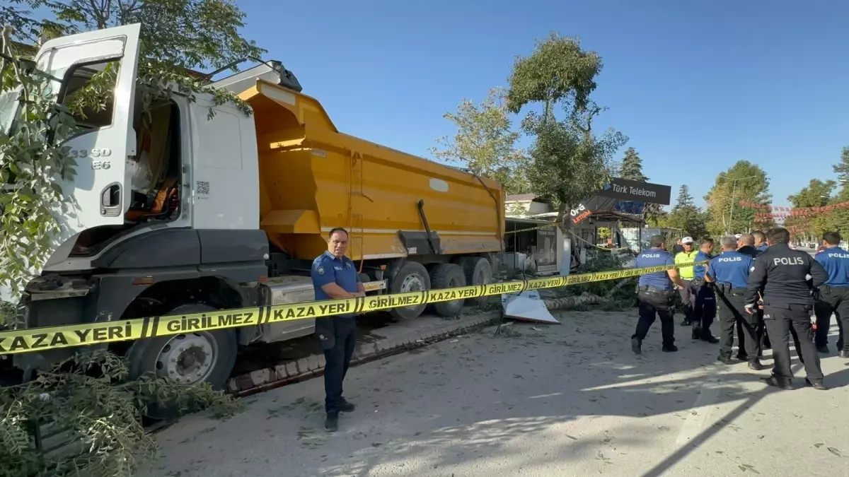 malatyada freni bosalan kamyon kazasi wJxU5l61