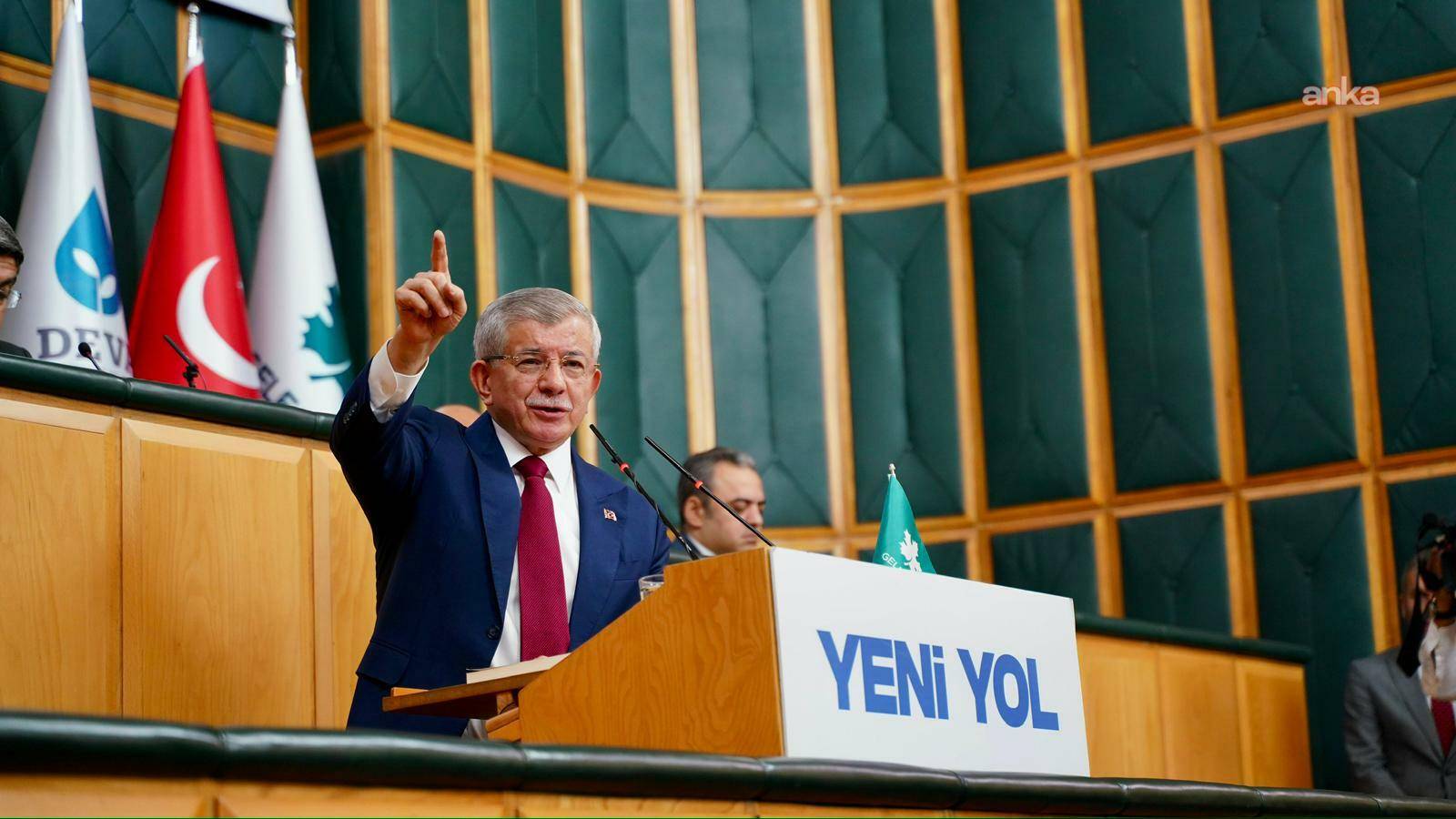 ahmet davutoglu bir makamin ya da 2 3 sene sonra yapilacak bir secimdeki adayligin pesinde degilim npaakMZt.jpg