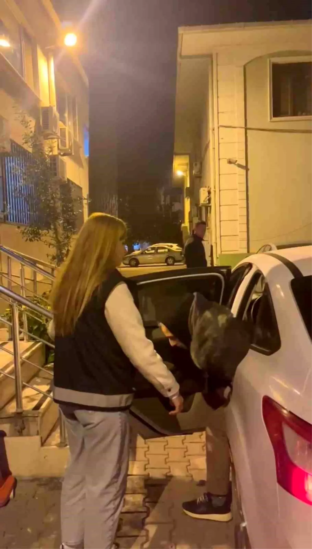 bursada kadin isletmeci musterilerin kimlik bilgileriyle kredi cekti dSwZCTXp.jpg