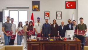 seyh-edebali-universitesinde-mikrocerrahi-temel-egitimi-tamamlandi-BS6Jw6sU