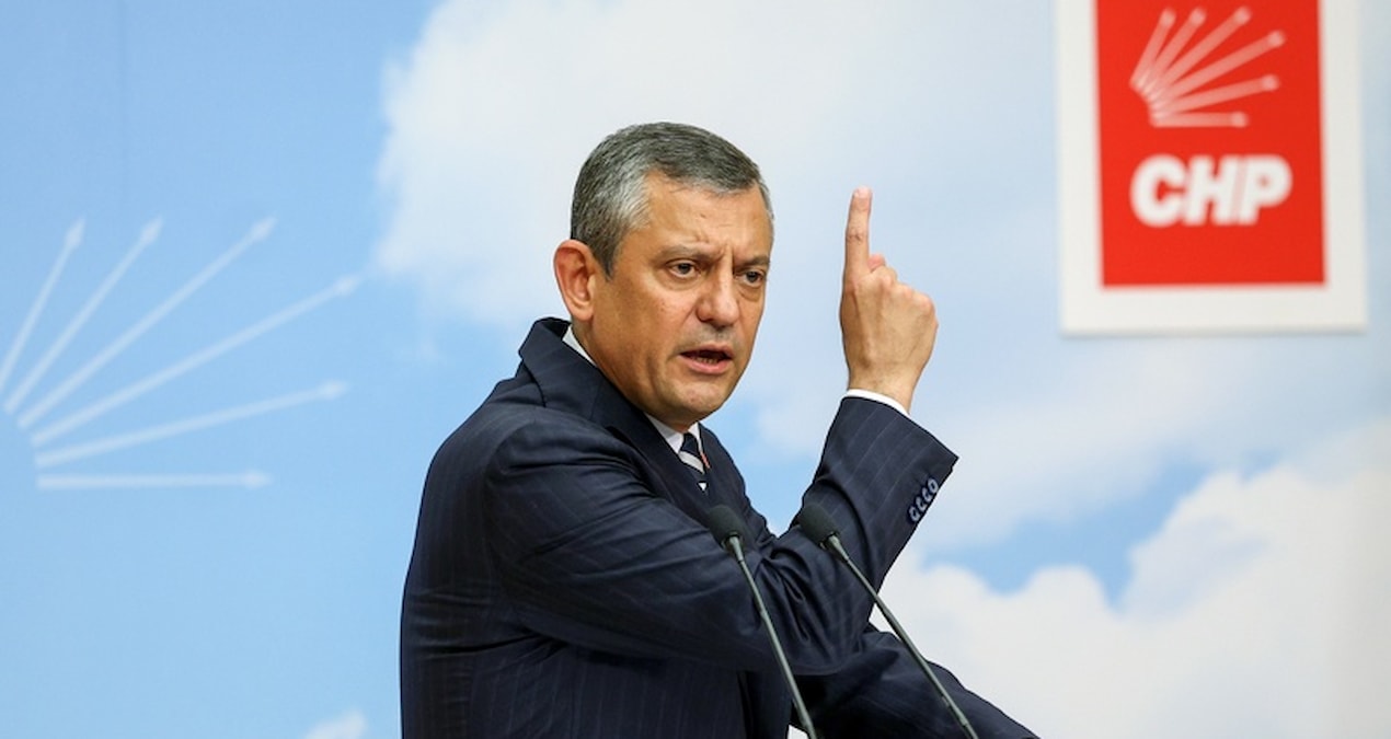 Iste ozgur ozelin 3 plani iyi parti iddiasi dikkat cekti SPBG1P9C